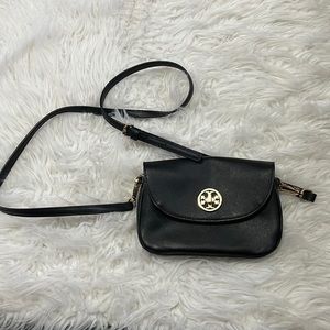 Crossbody tory